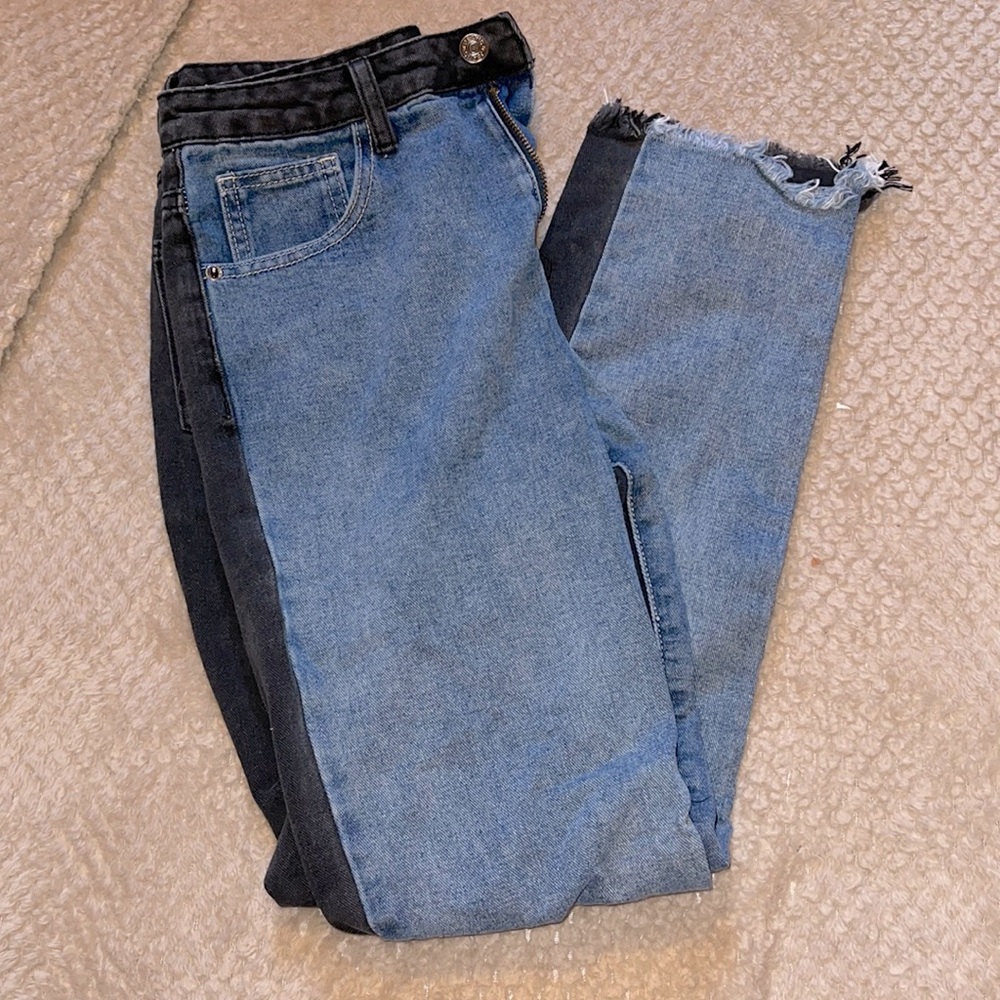 🆕 Shein blue and black denim mom jeans